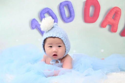 供卵包生男孩公司1岁宝宝睡觉翻来覆去